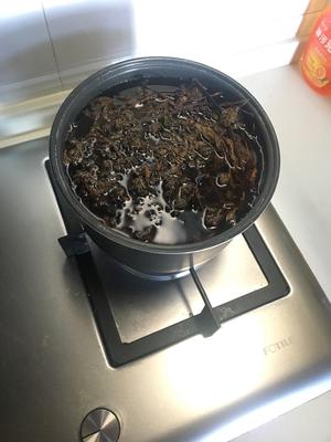 手工烧仙草的做法 步骤2